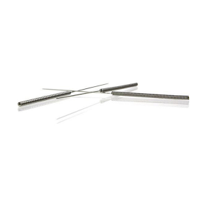 Needle for cleaning the extruder nozzle