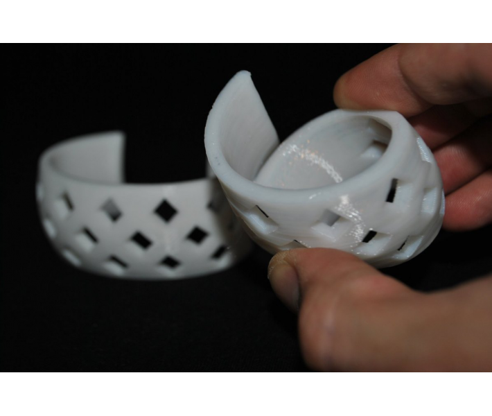 FLEX Гумовий пластик Китай білий 1,75 mm, 1 кг FLEX Гумовий пластик Китай білий 1,75 mm, 1 кг