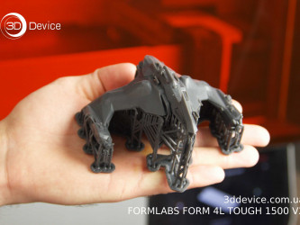 Макет космічного корабля, SLA 3D-друк на Formlabs Form 4L, смола Tough 1500 V2