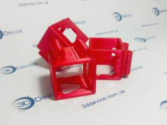 3D-printed flexible parts made from TPU plastic, showcasing elasticity. 3DDevice custom manufacturing.