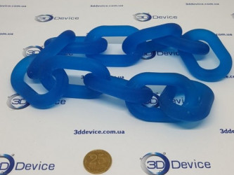 Blue flexible 3D printed chain from Formlabs resin. 3DDevice SLA printing sample.