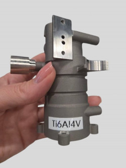 Cheap custom 3D printing in Ukraine using titanium and aluminum alloys