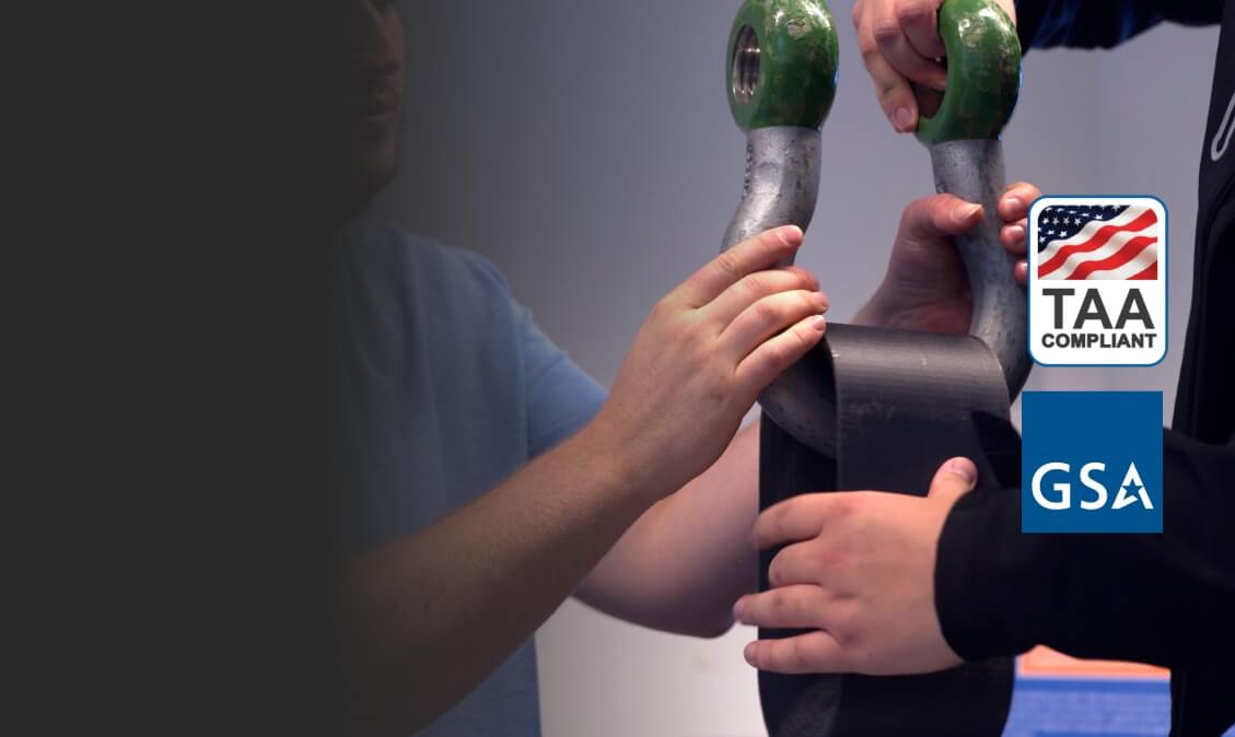 Соответствие TAA и готовность к государственным закупкам Изображение, подчеркивающее соответствие TAA и европейское производство UltiMaker S8 Secure для правительственных и оборонных закупок.