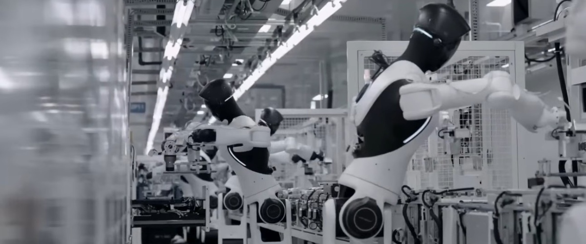 Роботи AgiBot G2 на автоматизованій виробничій лінії