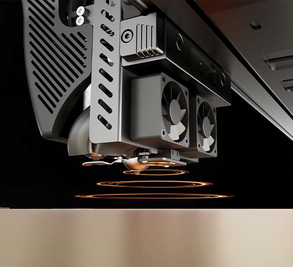 Відчуйте ідеальні перші шари щоразу з 100-точковим автовирівнюванням сервозондом CreatBot D1000 Pro HS. CreatBot D1000 Pro HS: платформа з автовирівнюванням та високоточним сервозондом, що гарантує ідеально рівний перший шар.