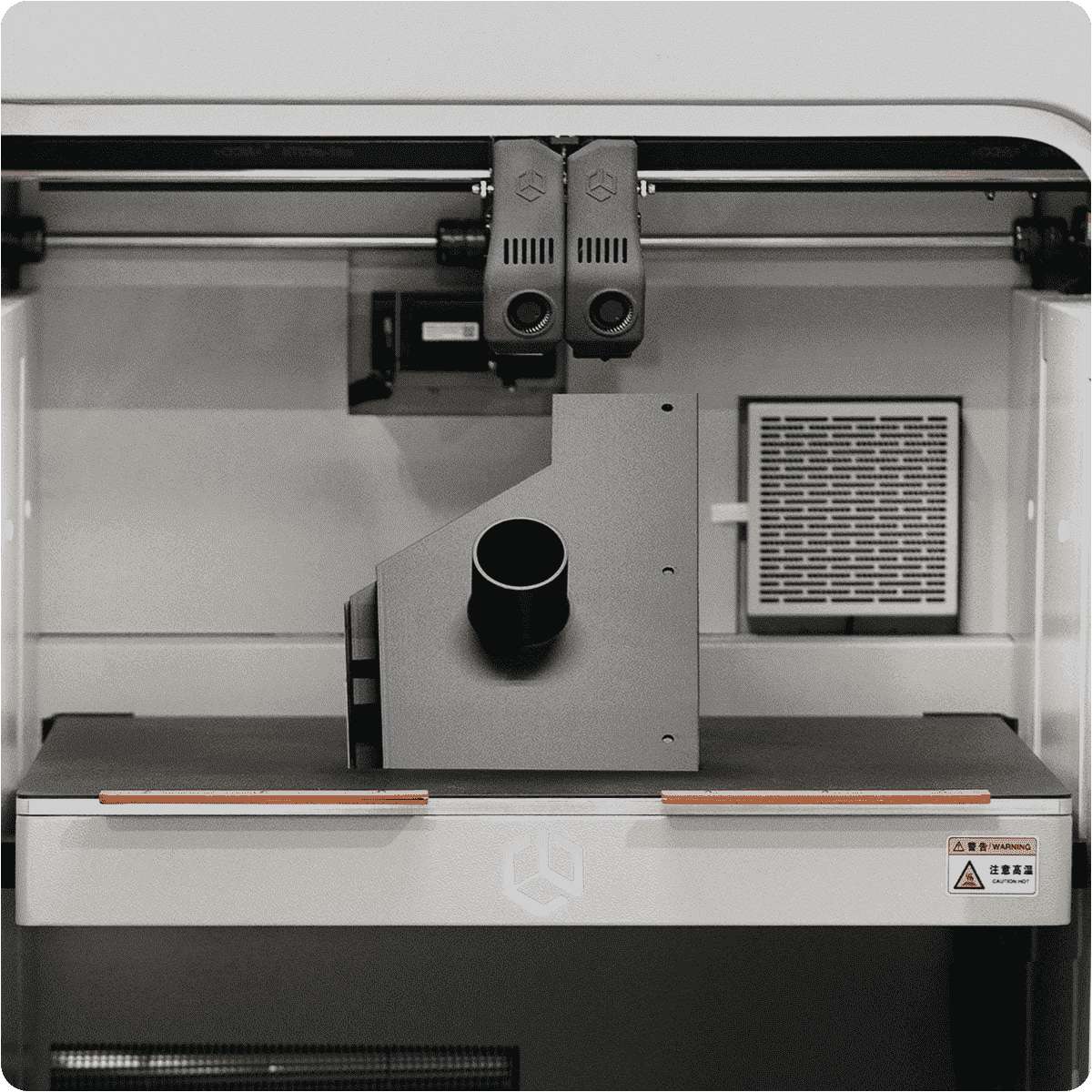 Запатентована технологія Z-Axis Magic Box та інтелектуальний алгоритм нагріву камери для бездоганного друку на CreatBot D1000 Pro HS. Інтелектуальний алгоритм нагріву камери CreatBot D1000 Pro HS протидіє термічній деформації та розцентруванню осей.