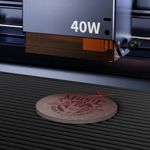 ORTUR H20 auto-edge detection feature identifying workpiece boundaries.