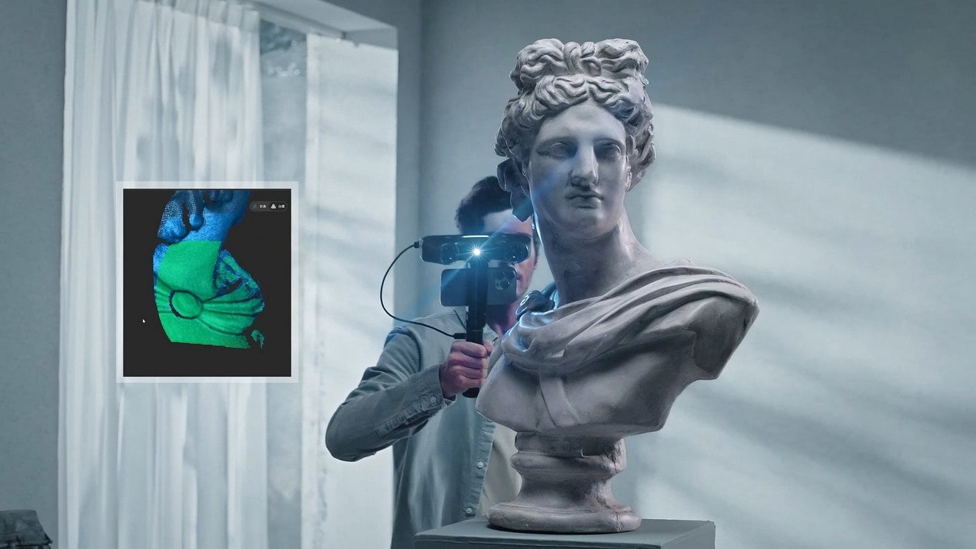 3D scanner Revopoint Metro Y in operation