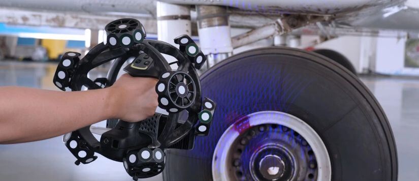 Стабильная метрологическая производительность Метрологическая стабильность и точность трекера TrackScan Sharp 49