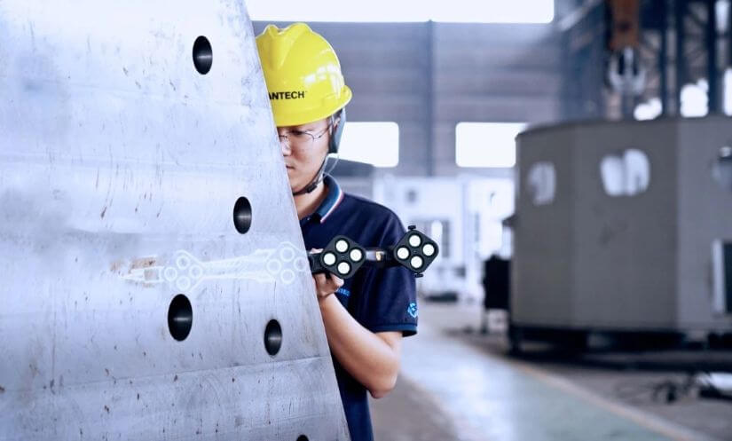 Контактные измерения с i-Probe 500 i-Probe 500, используемый для контактных измерений с системой TrackScan Sharp 49