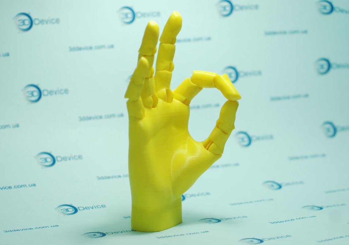 Модель руки на шарнирах, напечатанная на 3D принтере