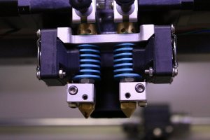 3D принтер CreatBot D600 екструдери