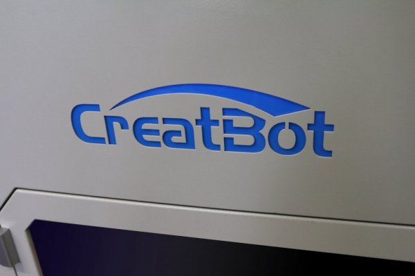 3D принтер CreatBot D600 Pro логотип