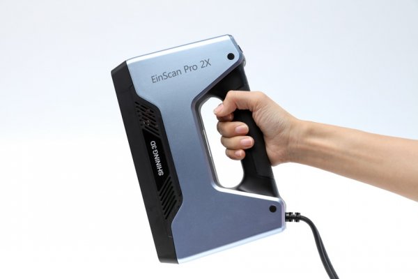 3D сканер EinScan Pro 2X в работе