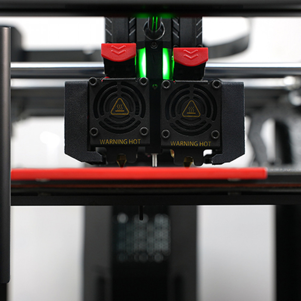 3D printer Raise3D Pro3 Plus printing platform